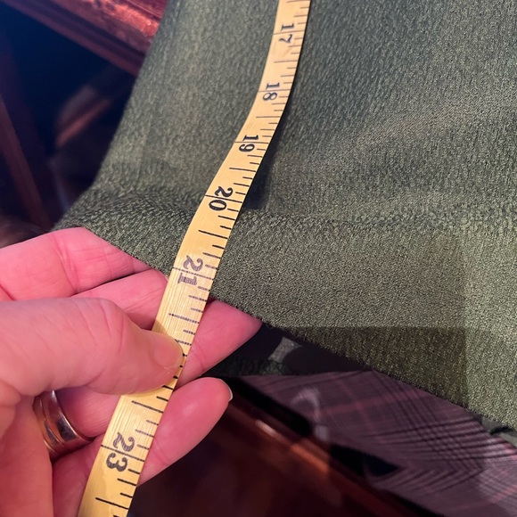 Albert Nipon ladies 2 piece power suit! Never worn - Picture 4 of 5